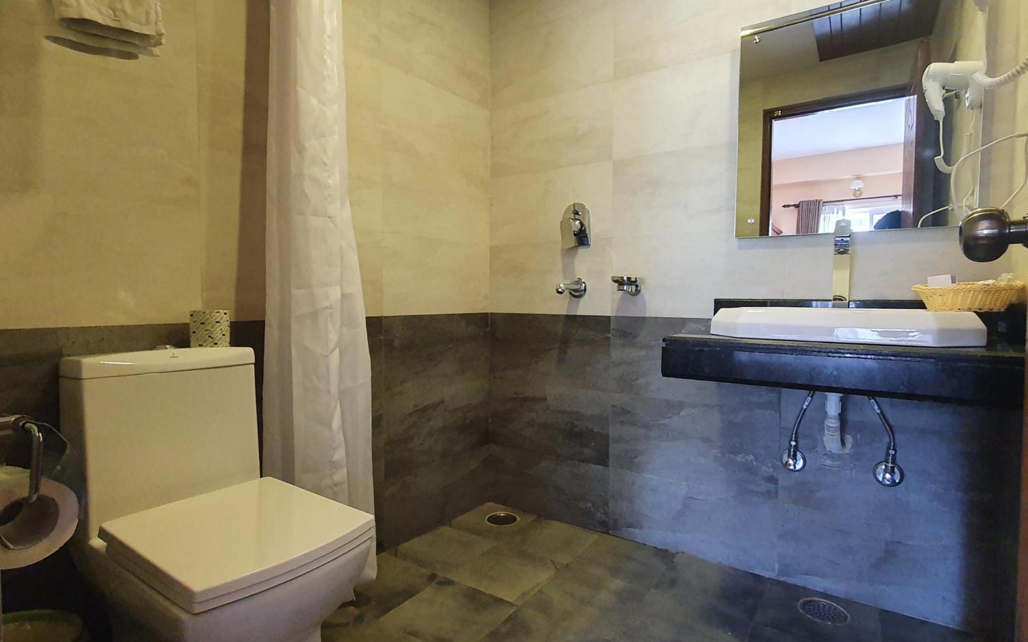 Hotel Lake Shore Pókhara Pokoj fotografie